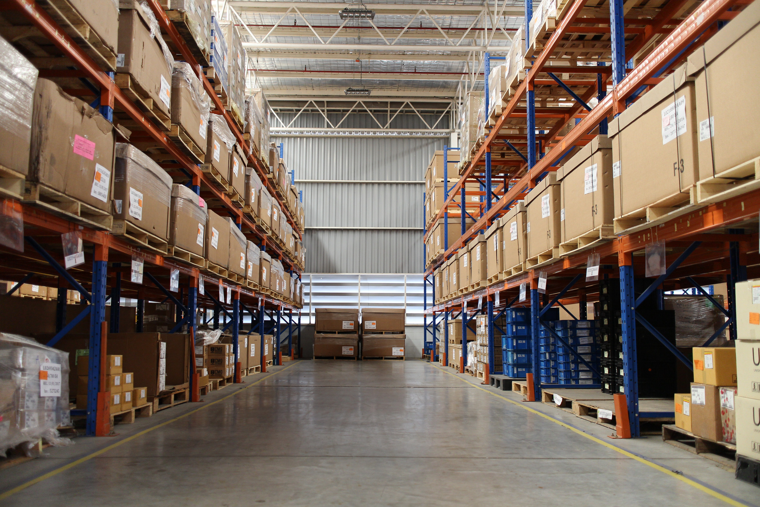 storage companies in Dubai